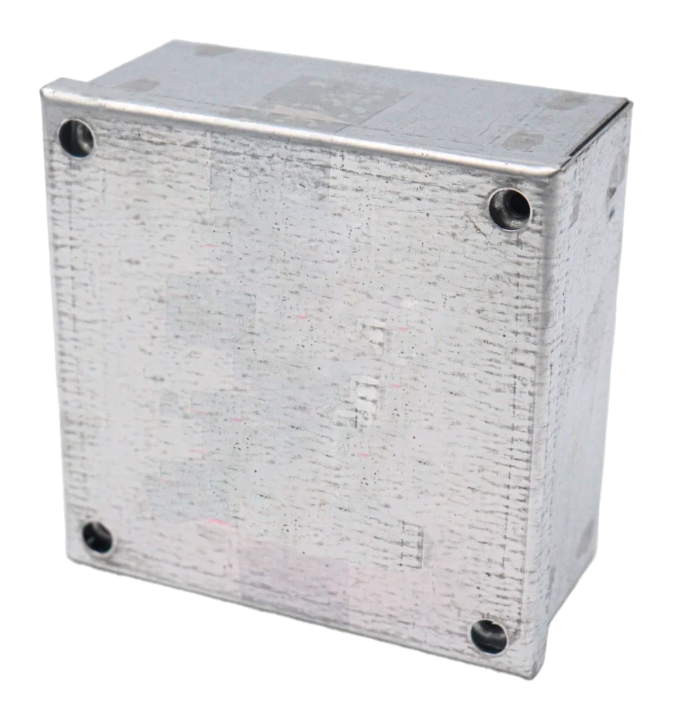 100 x 100 x 50mm (4 x 4 x 2″) Adaptable Bo: Plain