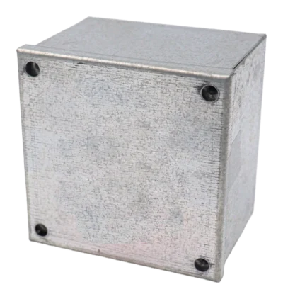 100 x 100 x 75mm (4 x 4 x 3″) Adaptable Box: Plain