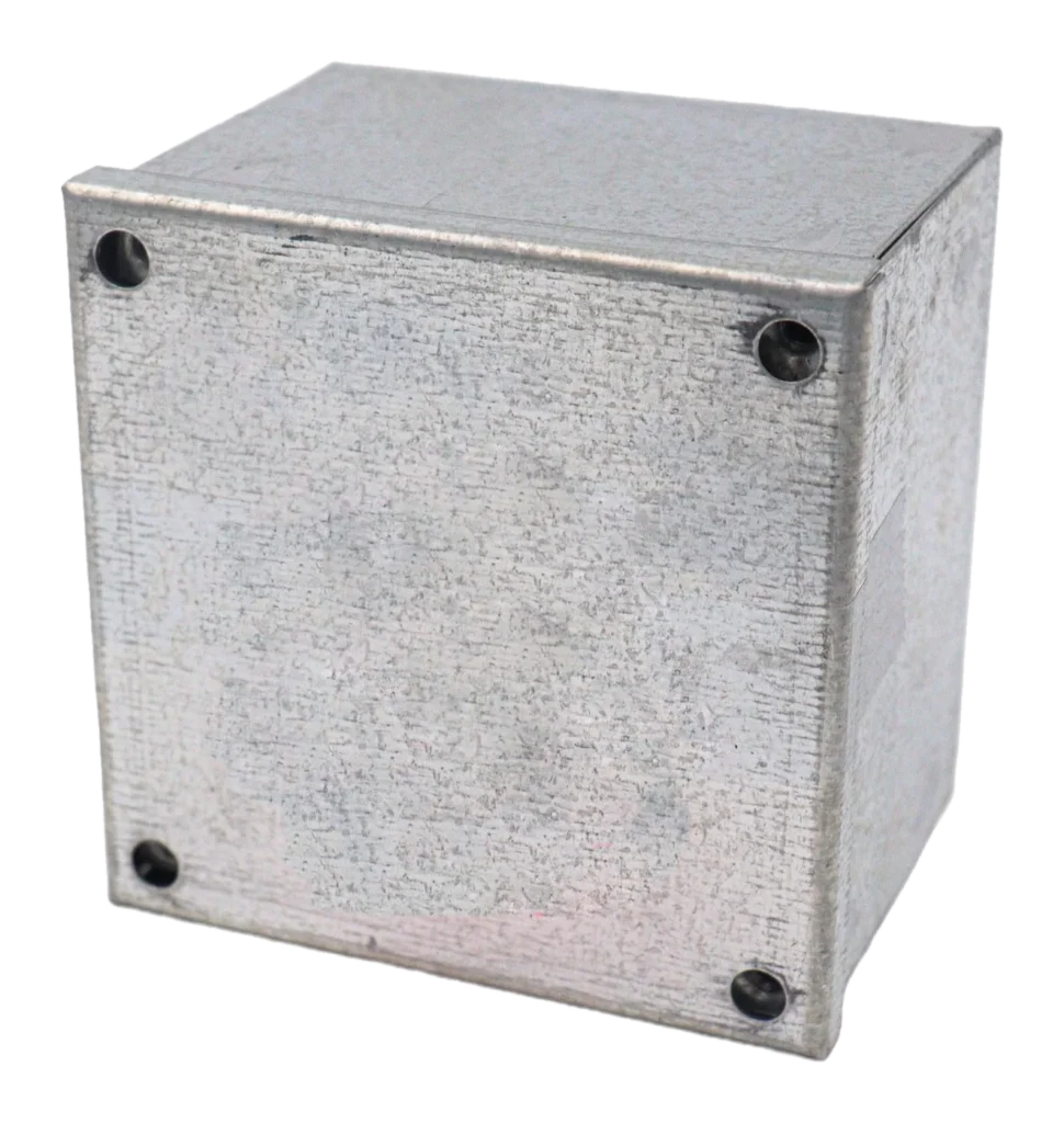 100 x 100 x 75mm (4 x 4 x 3″) Adaptable Box: Plain