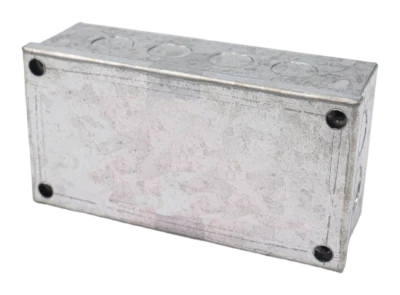 150 x 75 x 50mm (6 x 3 x 2″) Adaptable Box: Knockouts