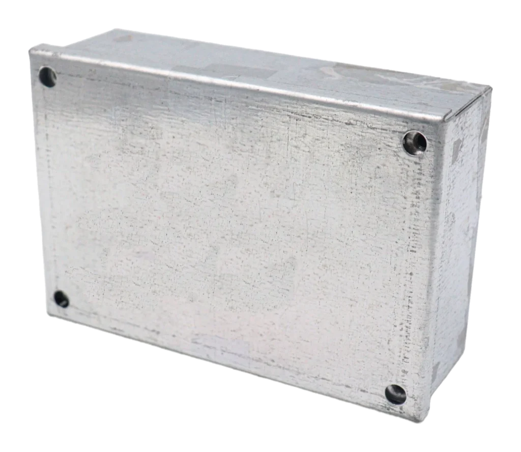 150 x 100 x 50mm (6 x 4 x 2″) Adaptable Box: Plain
