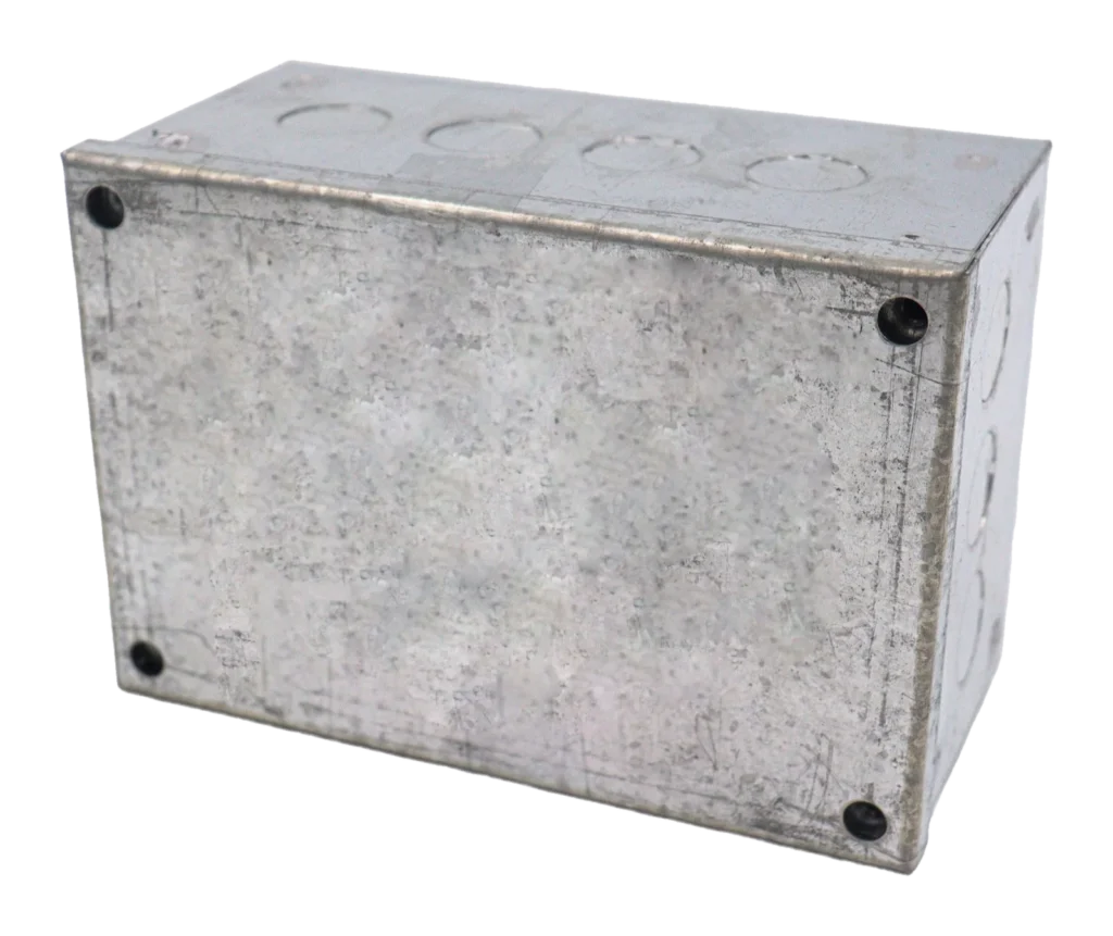 150 x 100 x 75mm (6 x 4 x 3″) Adaptable Box: Knockouts