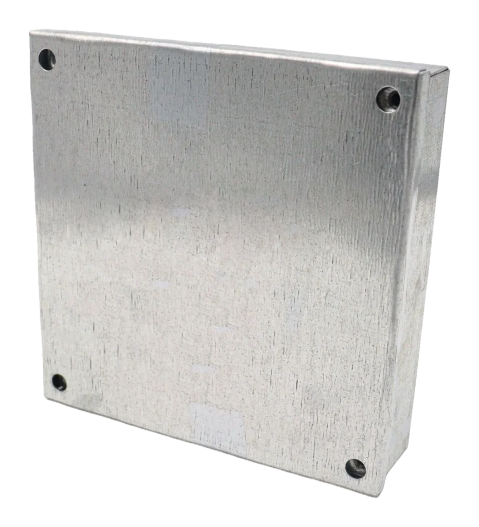 150 x 150 x 37.5mm (6 x 6 x 1.5″) Adaptable Box: Plain