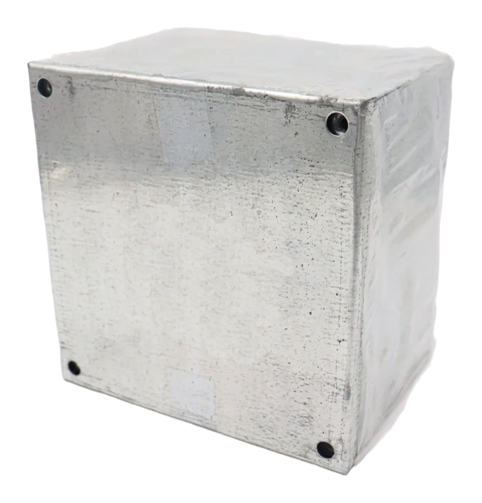 150 x 150 x 100mm (6 x 6 x 4″) Adaptable Box: Plain
