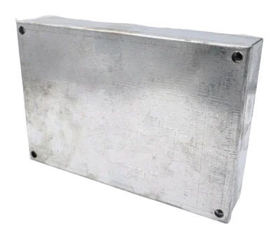 225 x 150 x 50mm (9 x 6 x 2″) Adaptable Box: Plain