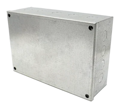 225 x 150 x 75mm (9 x 6 x 3″) Adaptable Box: Knockouts