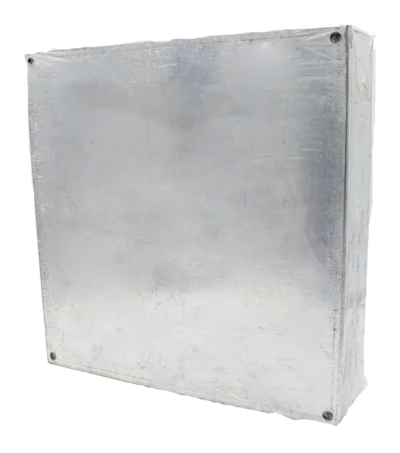300 x 300 x 75mm (12 x 12 x 3″) Adaptable Box: Knockouts